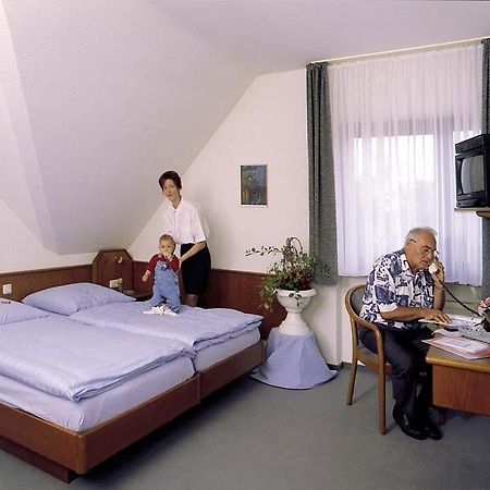 Hotel 오켄하임 외부 사진